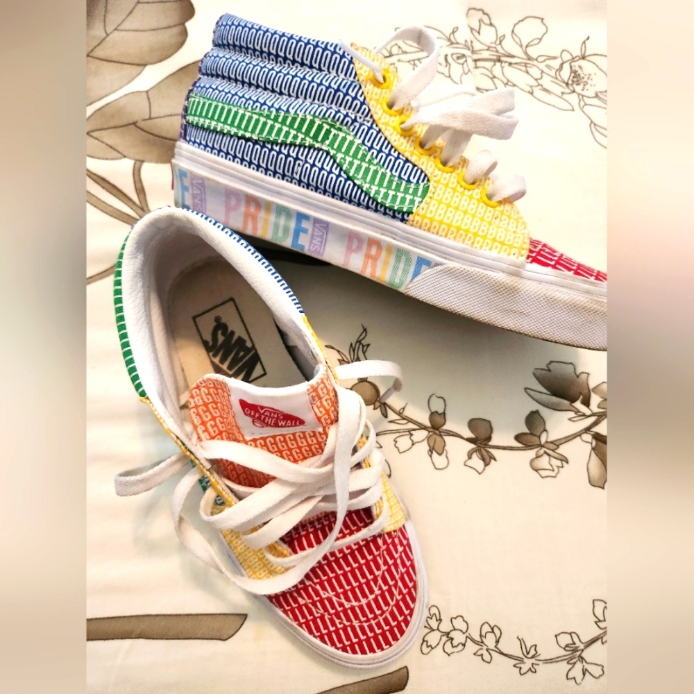 Vans Pride Sneakers Men's 4 / Women's 5.5